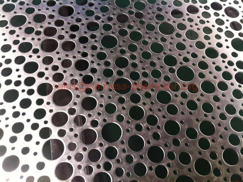upfiles/perforated-metal-mesh/perforated-metal-mesh-4.jpg